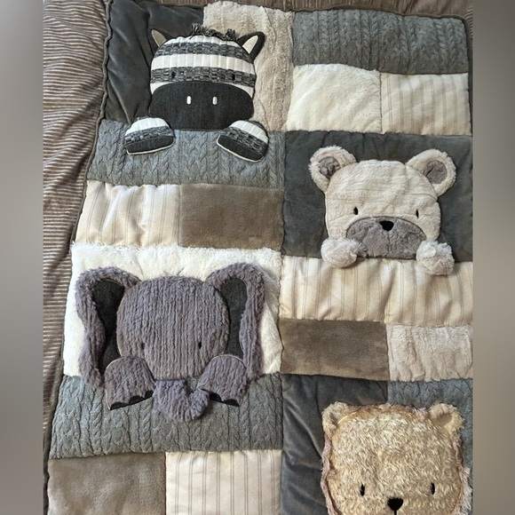 Nojo play day pals Crib comforter. Zoo animals zebra elephant - Picture 2 of 6